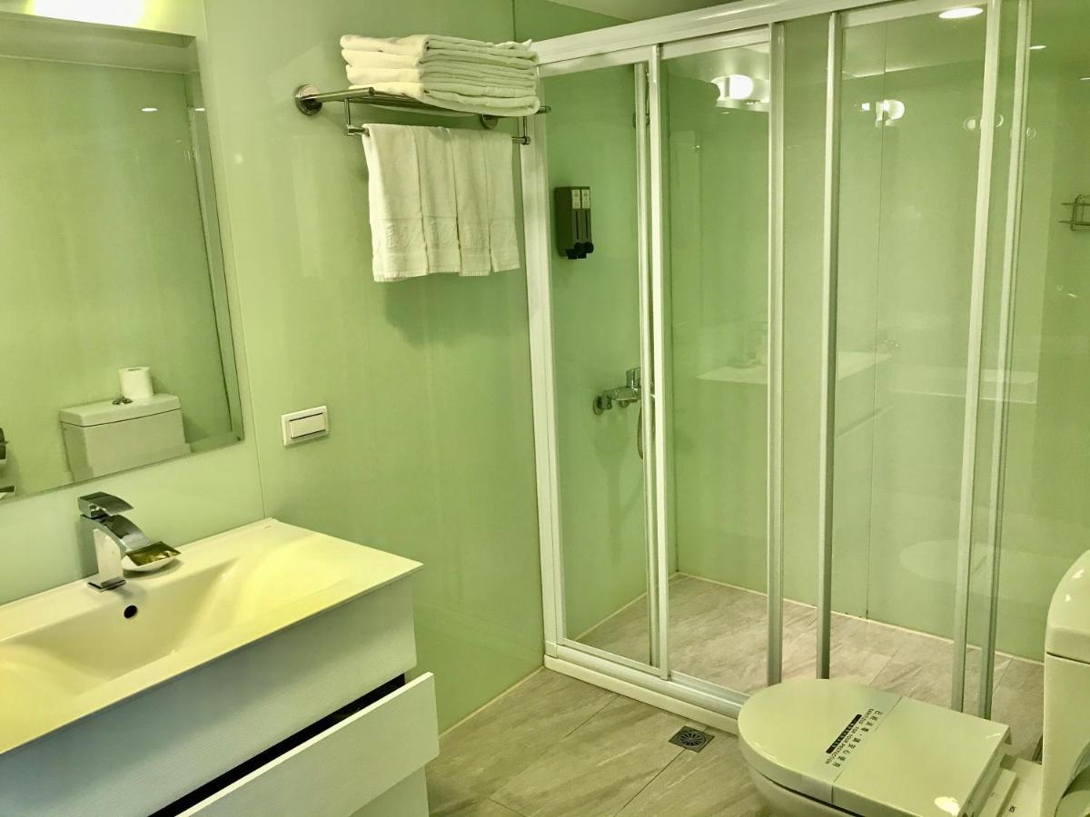 Golden Garden Hotel Тайбей Екстер'єр фото