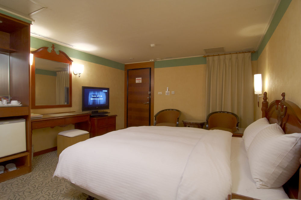 Golden Garden Hotel Тайбей Екстер'єр фото